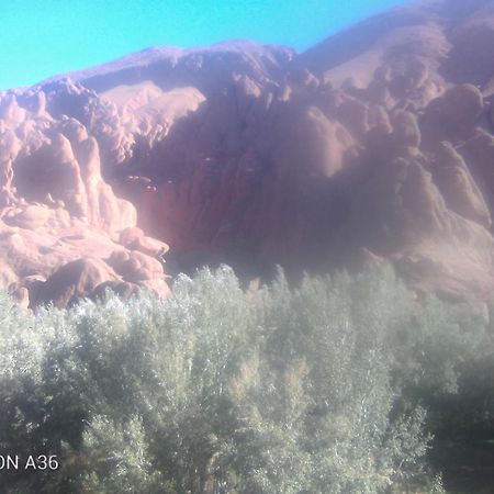 Auberge Aicha Boumalne الغرفة الصورة